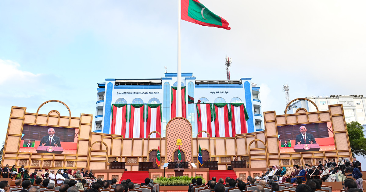 November 11 tho? Jumhooreee Dhuvas tho?