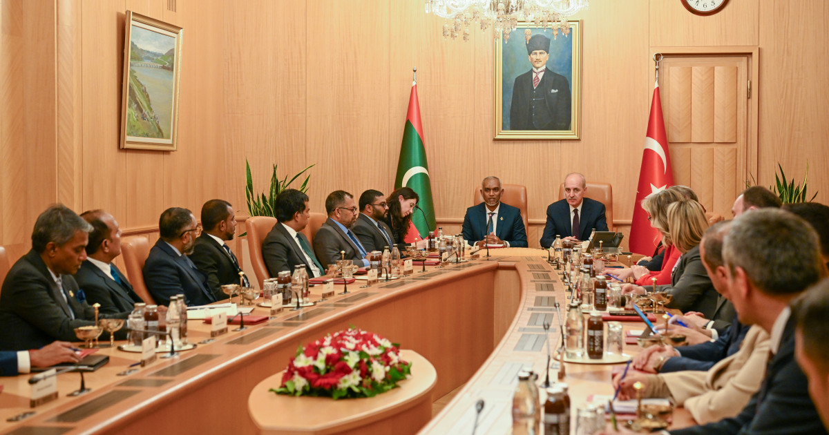 Dhivehi Rayyithun Falastheenah kuraa Thaaeedhu Badhaleh Nuvaane