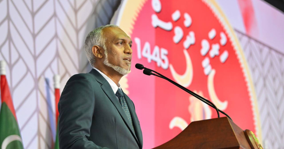 Huravee Dhuvas Govaalanee Qaumee Khidumathahttakai isve harakaaiytherivaa, Dhivehi Fasgandah vafaatheri dhivehi dhariyakah vumah - Raees