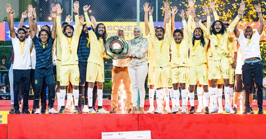 L.Gamun Golden Charity Shield kaamiyaabukoffi